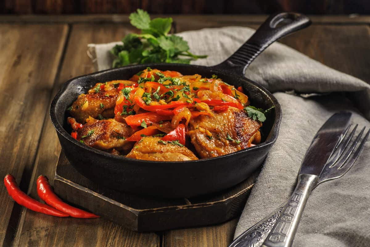 iron deficiency cooking with cast iron skillet